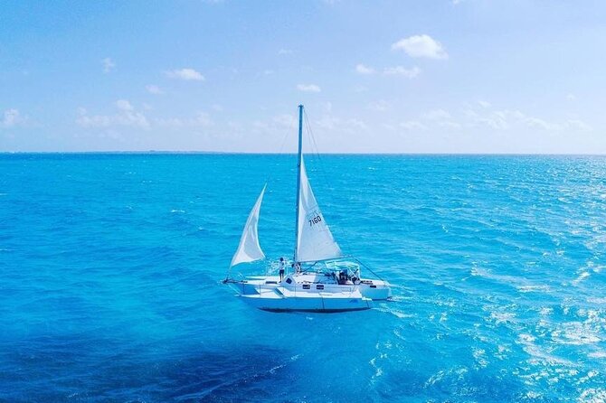Isla Mujeres Premium Tour in Private Catamaran with Lunch - Key points before you go