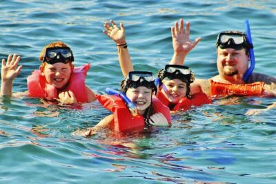 Isla Mujeres Snorkeling & Catamaran Adventure Tour - Museo Subacuatico de Arte and the Reef Snorkel: Where the Magic Happens