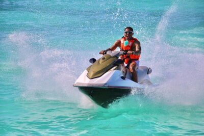 Jet Ski Rental in Cancun for 2 People - Price in Real Numbers: $95 for Two Jet Skiing, Plus the Dock Fee