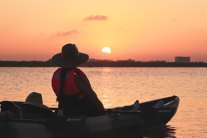 Kayak Tour at Sunset in Cancun - Meeting at Go Kayak Cancun: Location and Getting Started