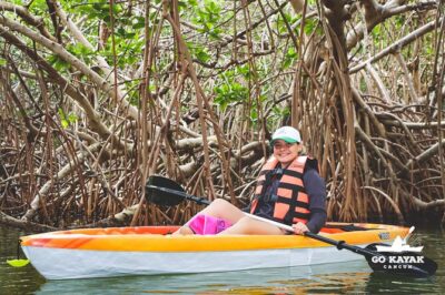 Kayak Tour at Sunset in Cancun - Small Groups, Real Instruction: What the Guides Do Well