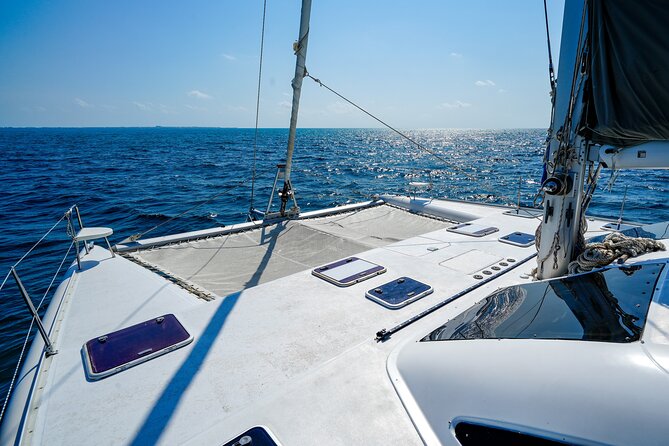 Laura Catamaran Private Tour to Isla Mujeres - The Sunset Return: Why the Timing Matters on This Route