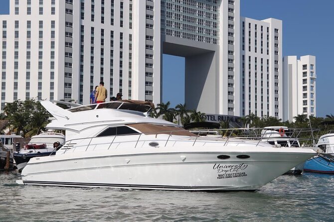 Luxury Yacht in Paradise and snorkel by Isla Mujeres - Sunset Marina to 46-Foot Sea Ray Comfort