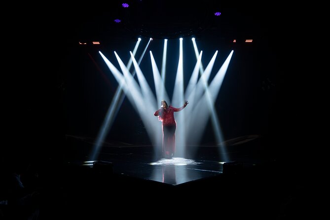 MYST Euphoria live, 22 : 30 hrs Cancun, 20% cashback F&B - The Show Itself: Over 100 Classics in English and Spanish