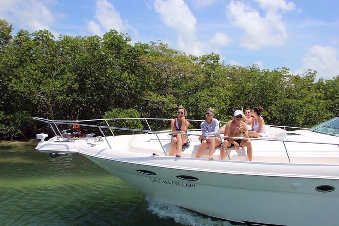 Private 50FT Yacht Rental in Cancún P8 - Logistics that can save your trip: dock fee, cash, and timing