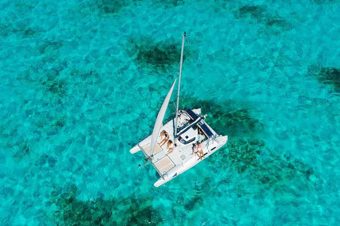 Private Catamaran from Cancun to Isla Mujeres for up to 13 People - Boat size and sea conditions: the one question worth asking
