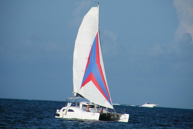 Private Catamaran from Cancun to Isla Mujeres for up to 13 People - The day’s flow from Marina Las Perlas to Isla Mujeres