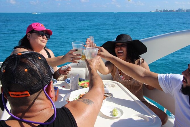 Rent a Private 46ft Yacht in Cancun - Onboard comfort: drinks, music, and the little perks