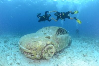 Scuba Diving Under Water Museum and Reef for beginners - Pool Skills and Theory Class: The Stuff That Makes the Ocean Easier