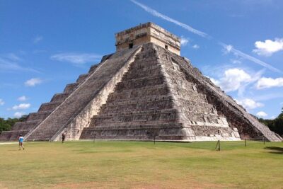 Semi-Private Chichen Itza, Cenote Ik Kil and Valladolid Tour - Chichén Itzá With a Real Guide (and Time to See It Your Way)