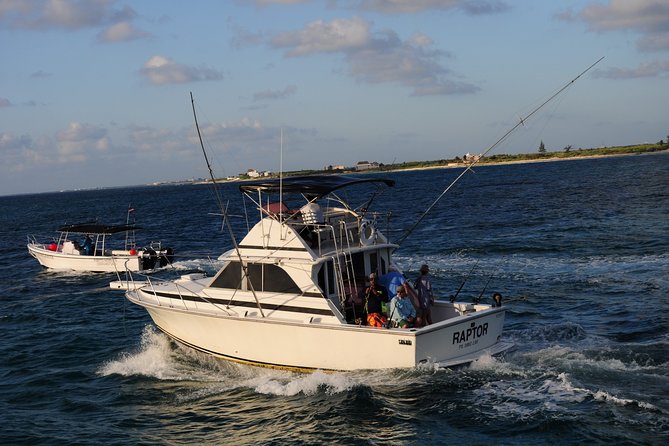 Sport Fishing at the Caribbean Sea. Enjoy an amazing time with friends & family - How the day flows (stop by stop) without the fluff