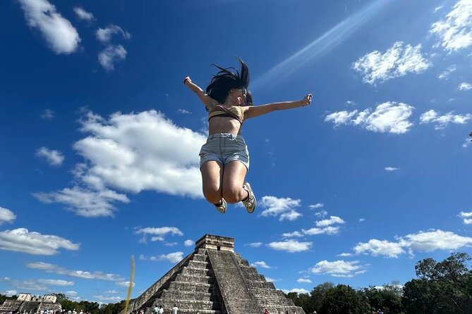 Tour Chichen Itza 2 Cenotes Suytun and Ik-kil - Ik-Kil Cenote: Green Walls, Rocky Drop-Offs, and a Waterfall View