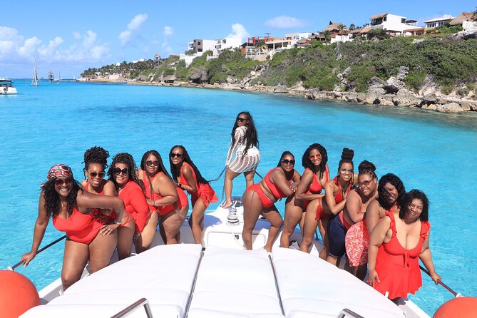 Yacht 48ft Rental in Cancun for up to 15 people - What’s included on board (and what you’ll probably want to budget for)