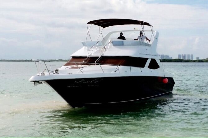 Yacht 48ft Rental in Cancun for up to 15 people - Cancun Bay cruise vs Isla Mujeres: the day feel is different